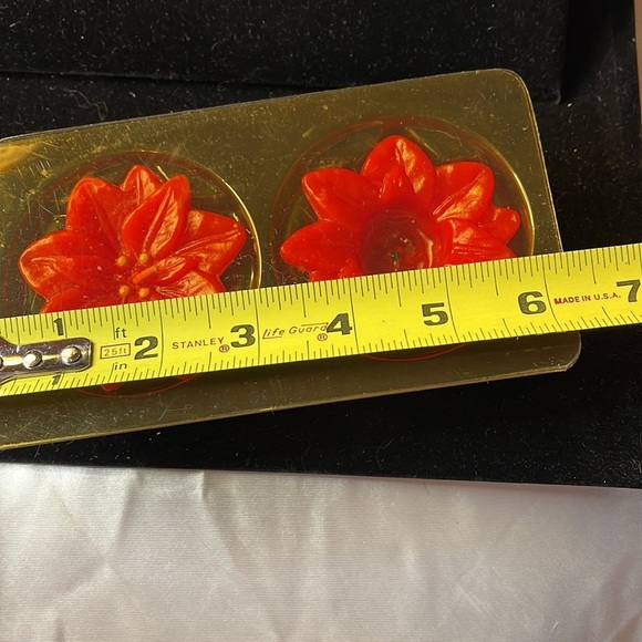 Avon (1983) Avon “Two Poinsettias Holiday Floating Candles” One New - Picture 9 of 9